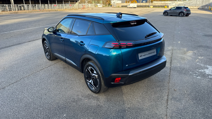 Peugeot 2008 115kW Allure 54kWh 5dr Auto Electric Estate - Image 26